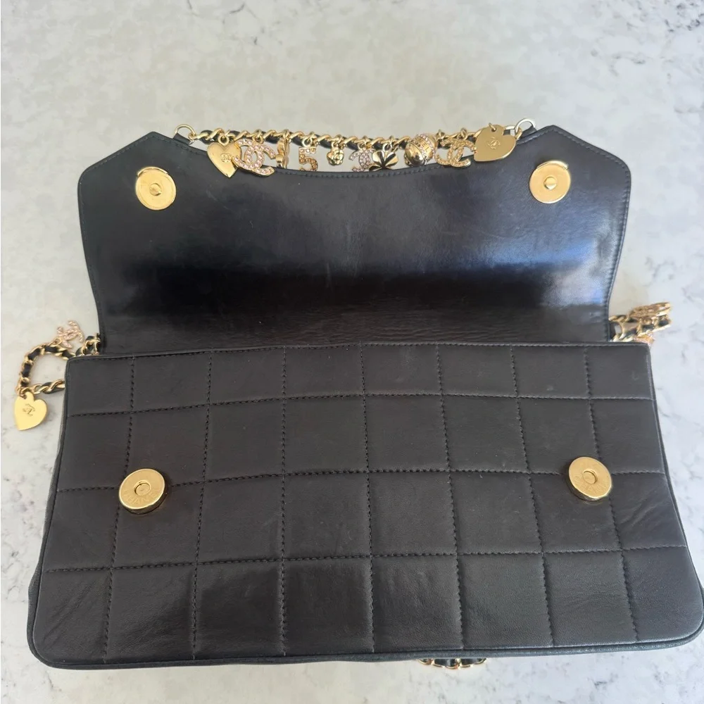 RARE Chanel Lucky Charm Chocolate Bar Flap Bag Black Gold 13 Series Collector - Picture 6 of 15